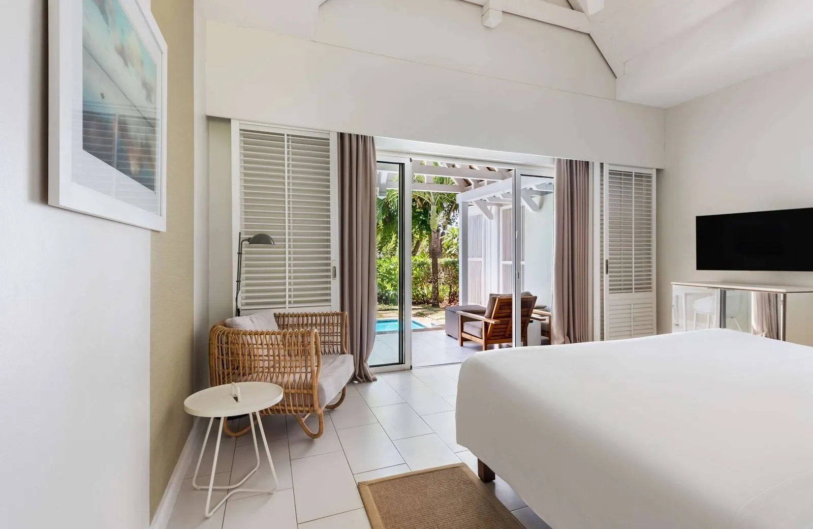 Radisson Blu Azuri Resort & Spa 4*