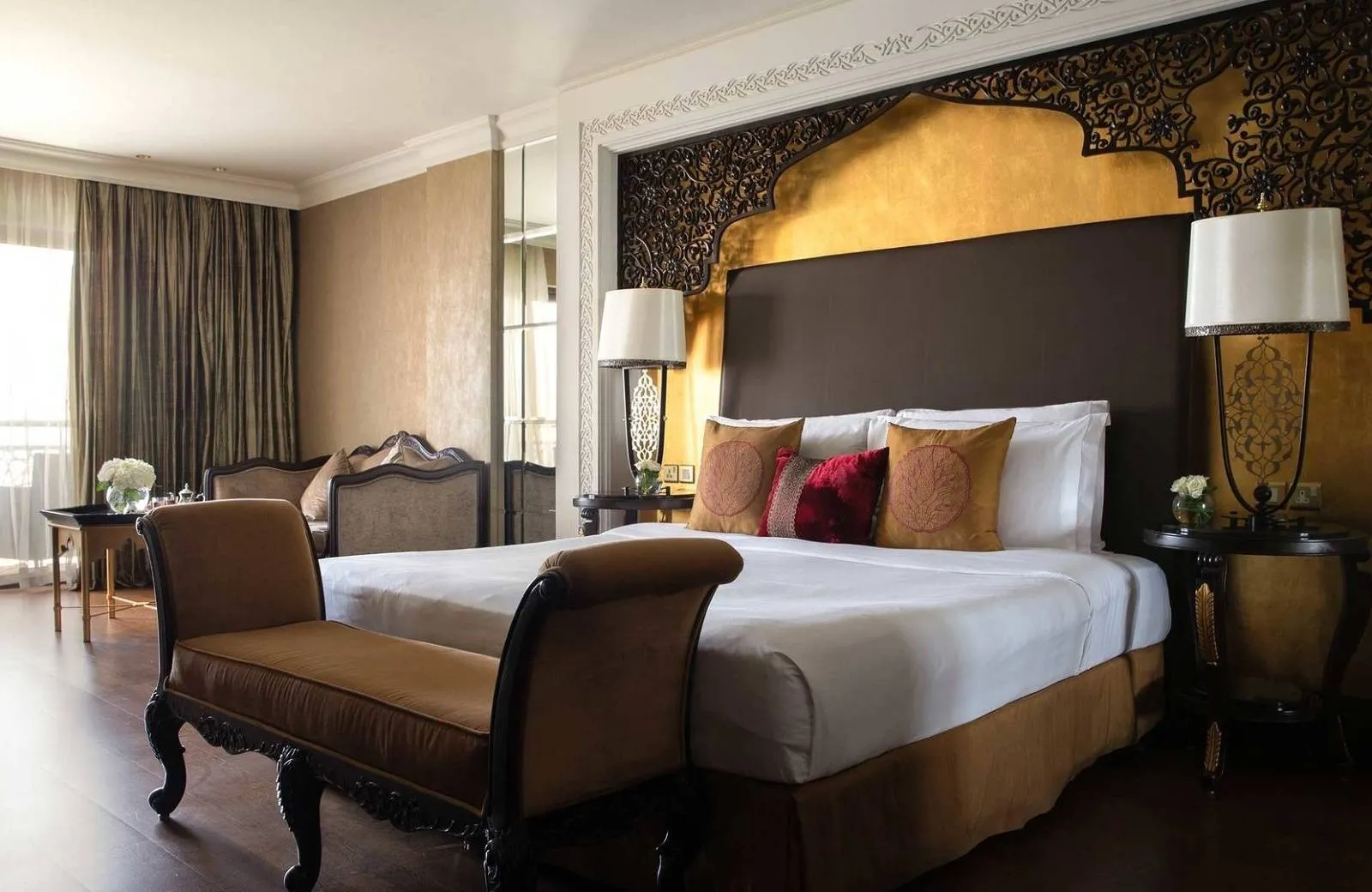 Jumeirah Zabeel Saray 5*