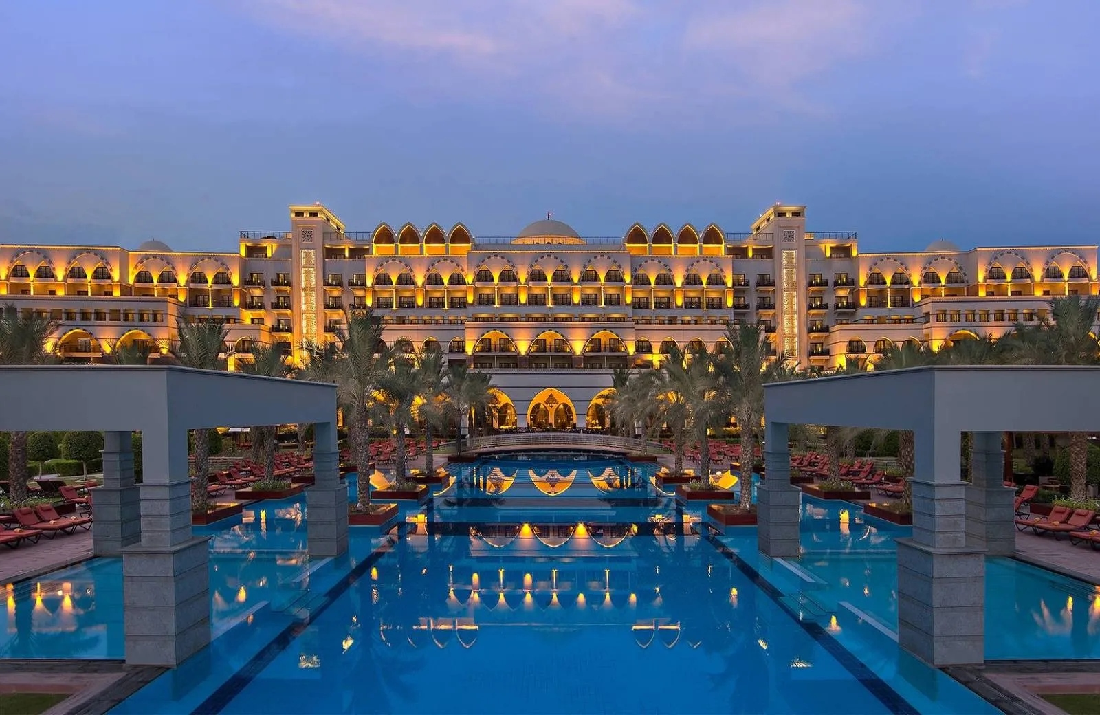 Jumeirah Zabeel Saray 5*
