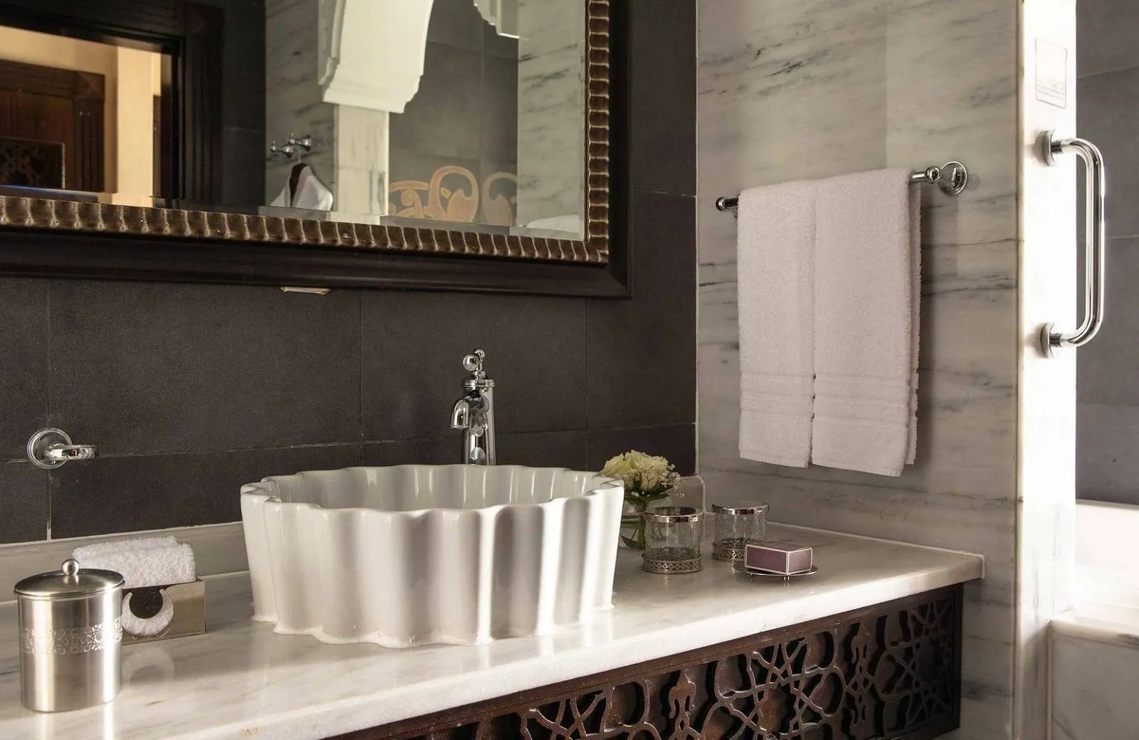 Jumeirah Zabeel Saray 5*