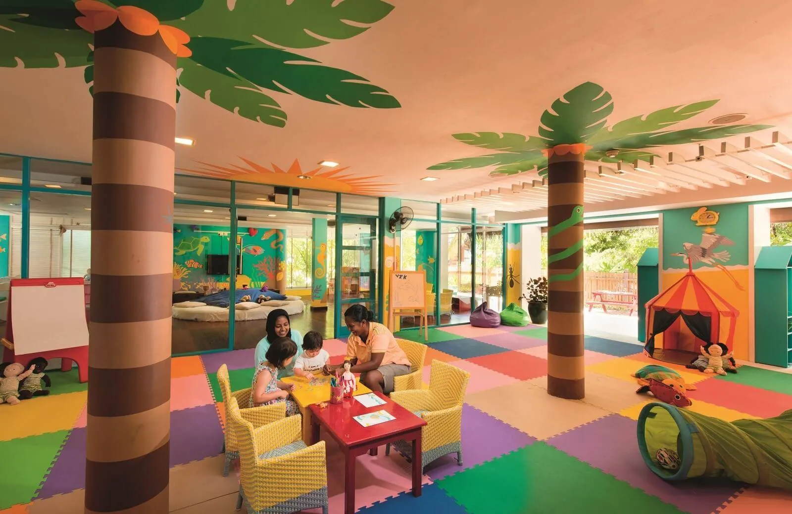 Constance Halaveli Maldives 5*