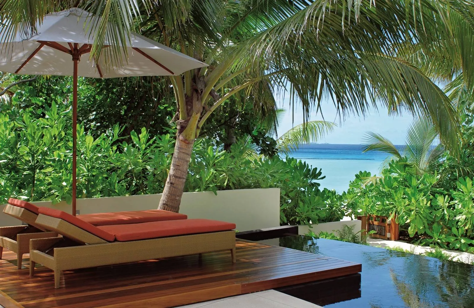 Constance Halaveli Maldives 5*