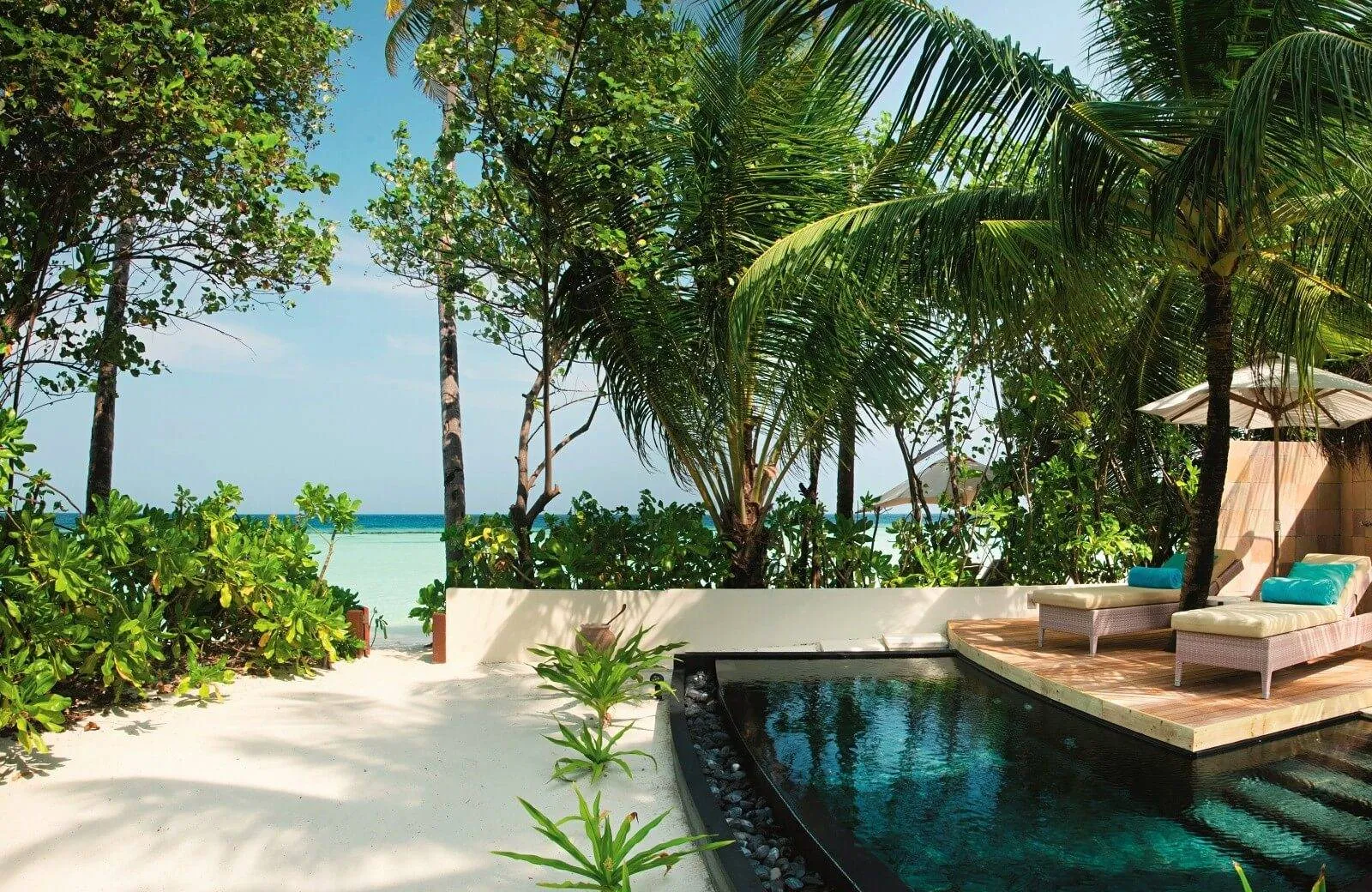 Constance Halaveli Maldives 5*