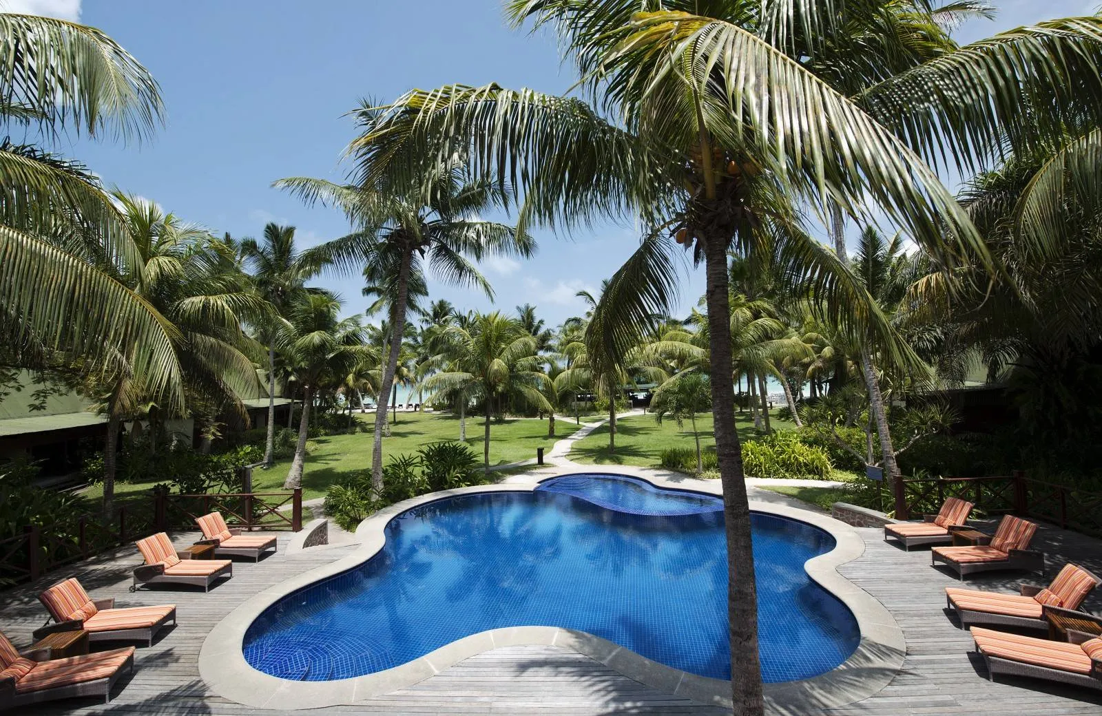 Paradise Sun Hotel 4*