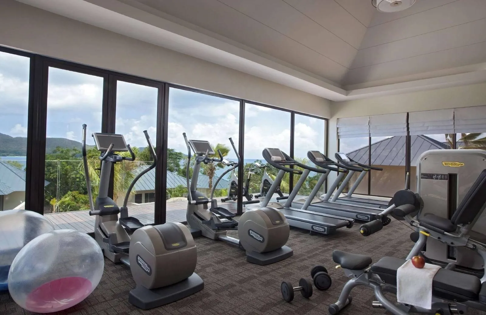 Raffles Seychelles 5*