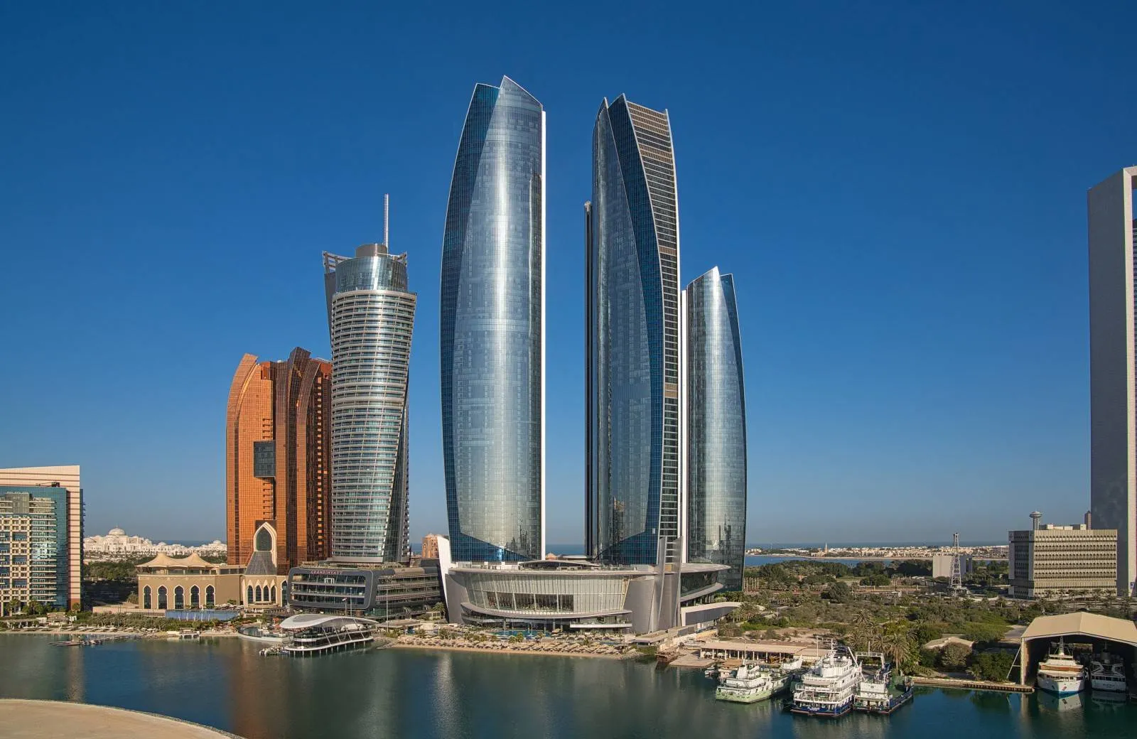 Conrad Abu Dhabi Etihad Towers 5*