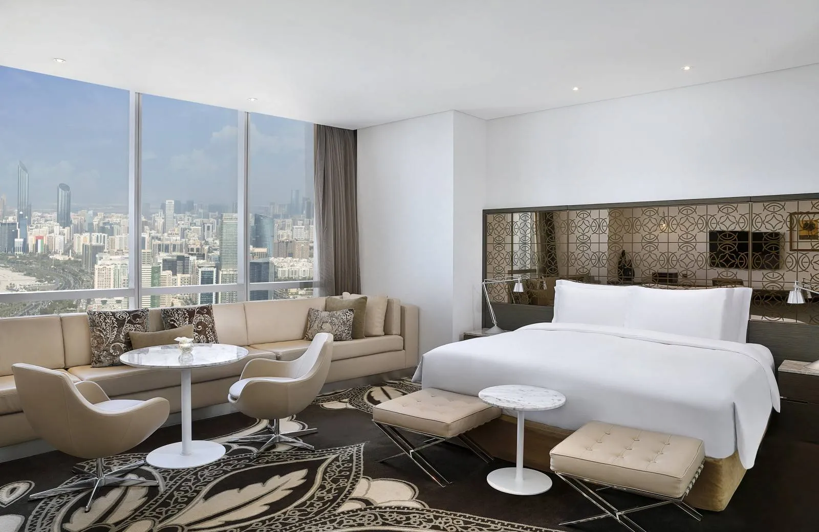 Conrad Abu Dhabi Etihad Towers 5*