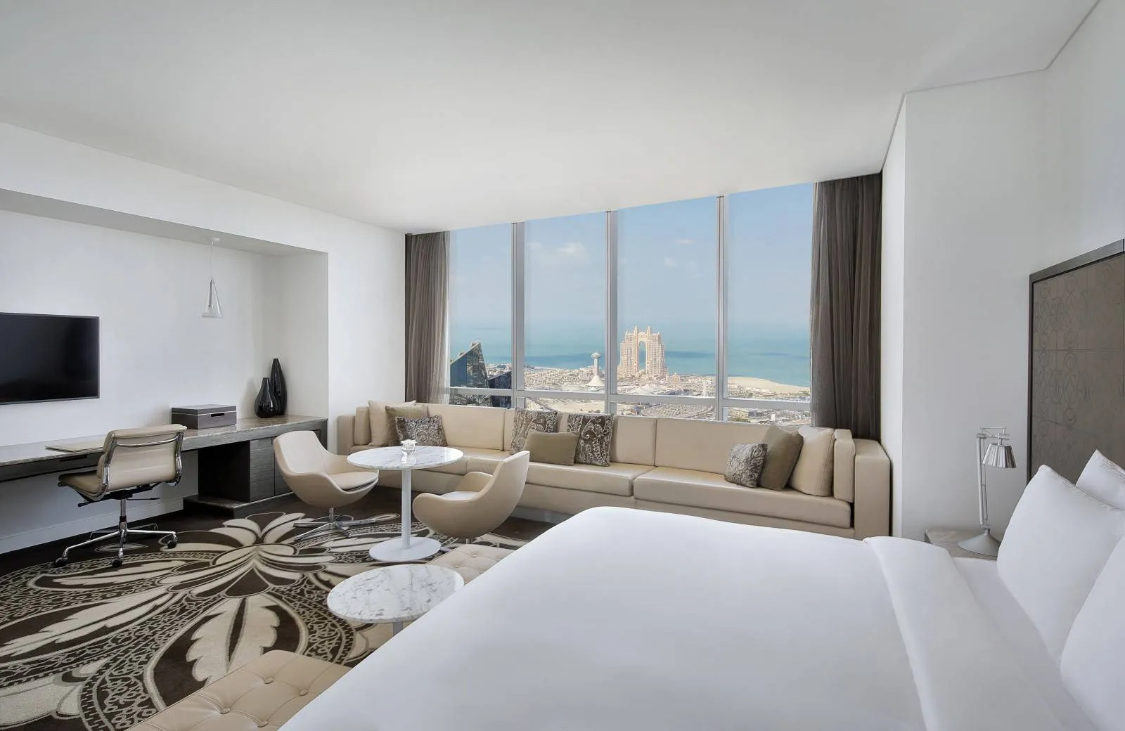 Conrad Abu Dhabi Etihad Towers 5*