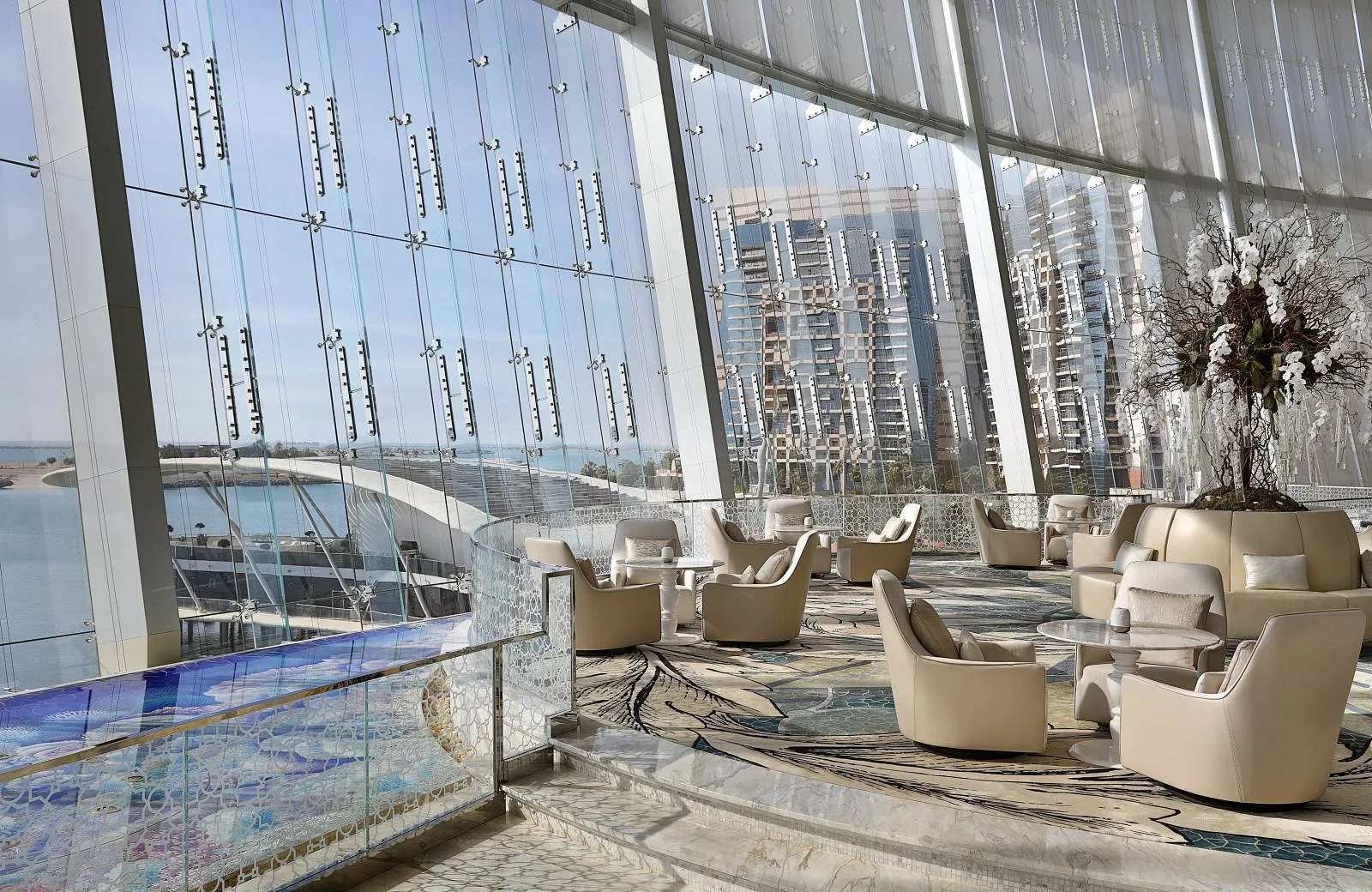 Conrad Abu Dhabi Etihad Towers 5*