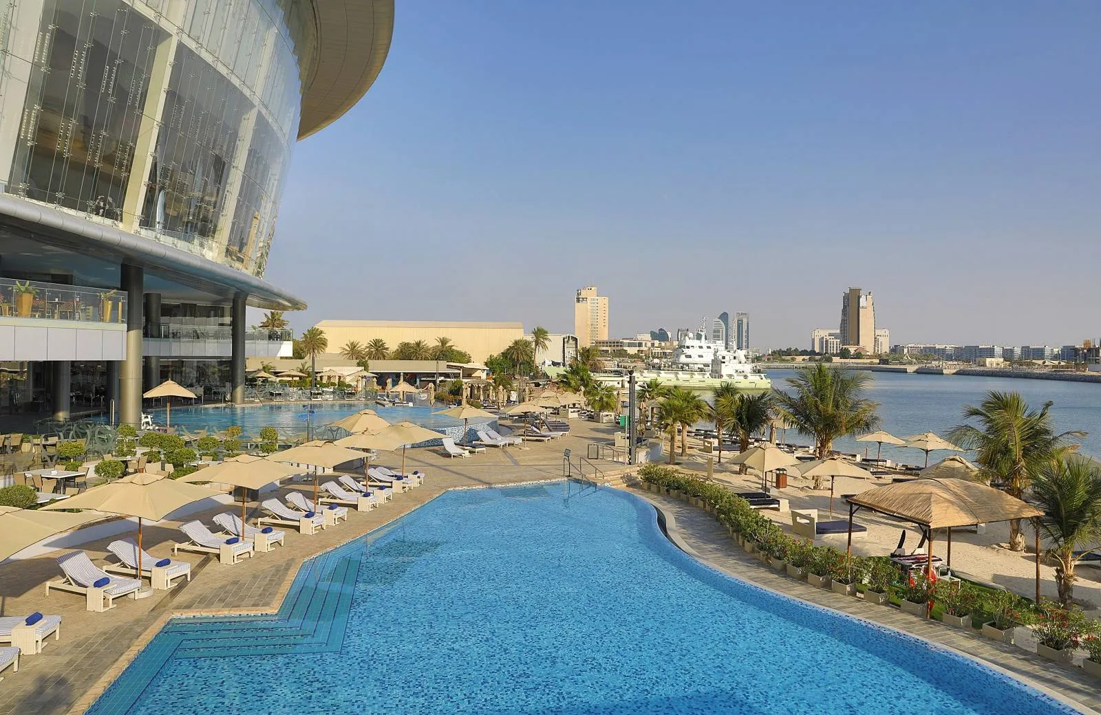 Conrad Abu Dhabi Etihad Towers 5*