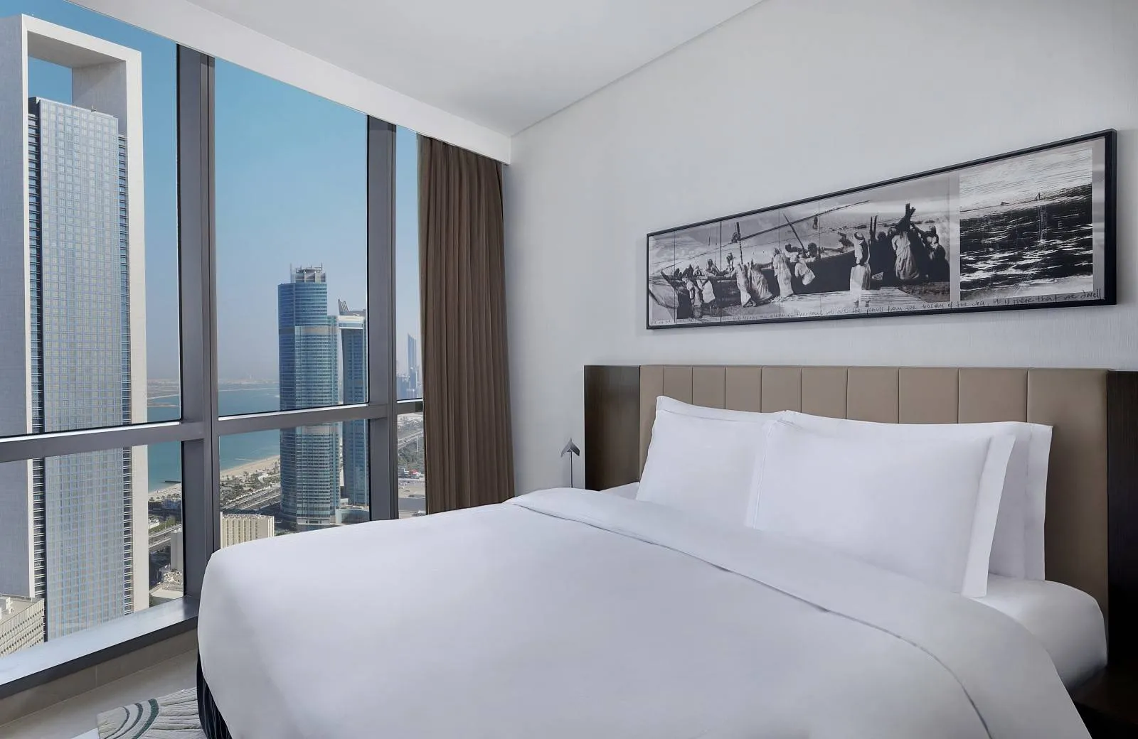 Conrad Abu Dhabi Etihad Towers 5*