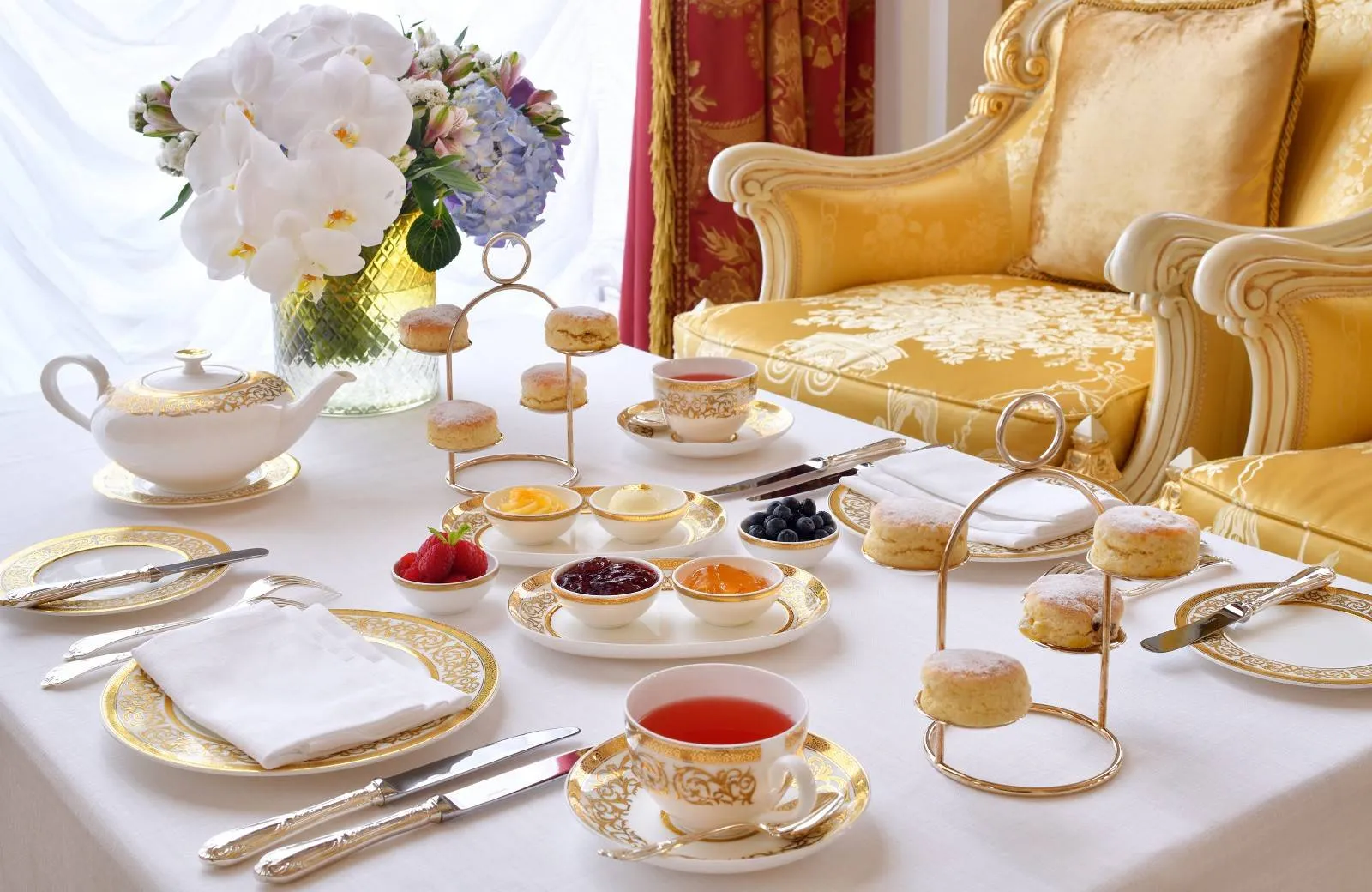 Raffles The Palm Dubai 5*