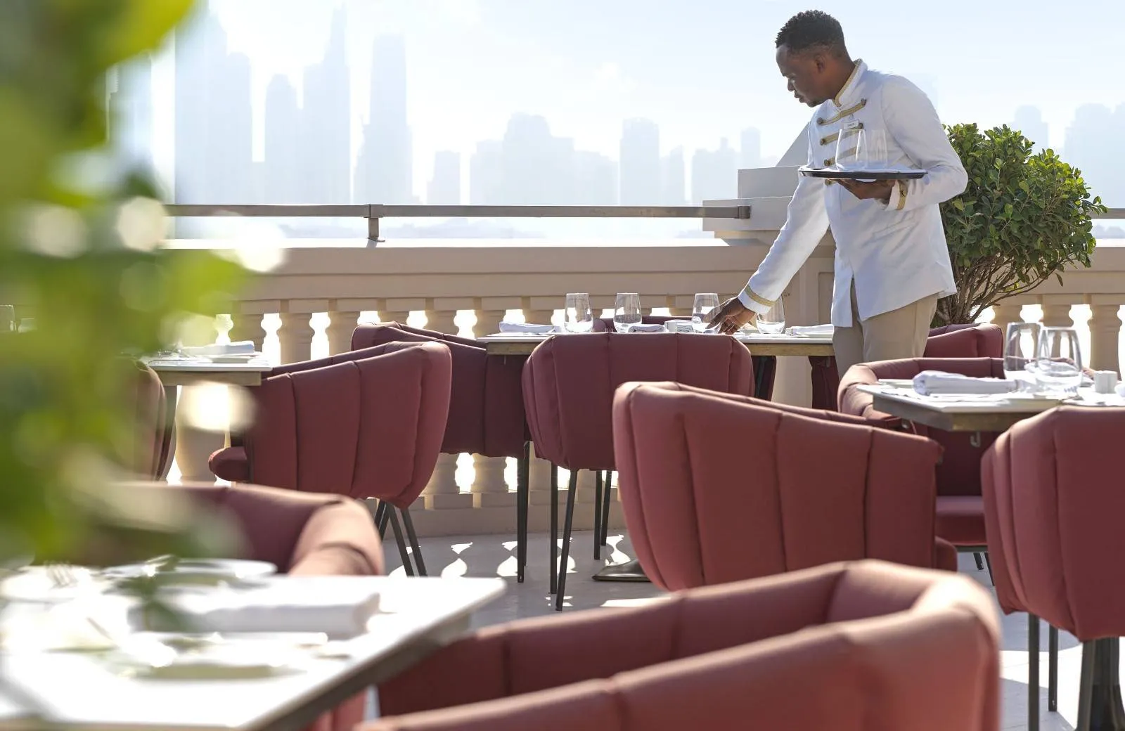 Raffles The Palm Dubai 5*