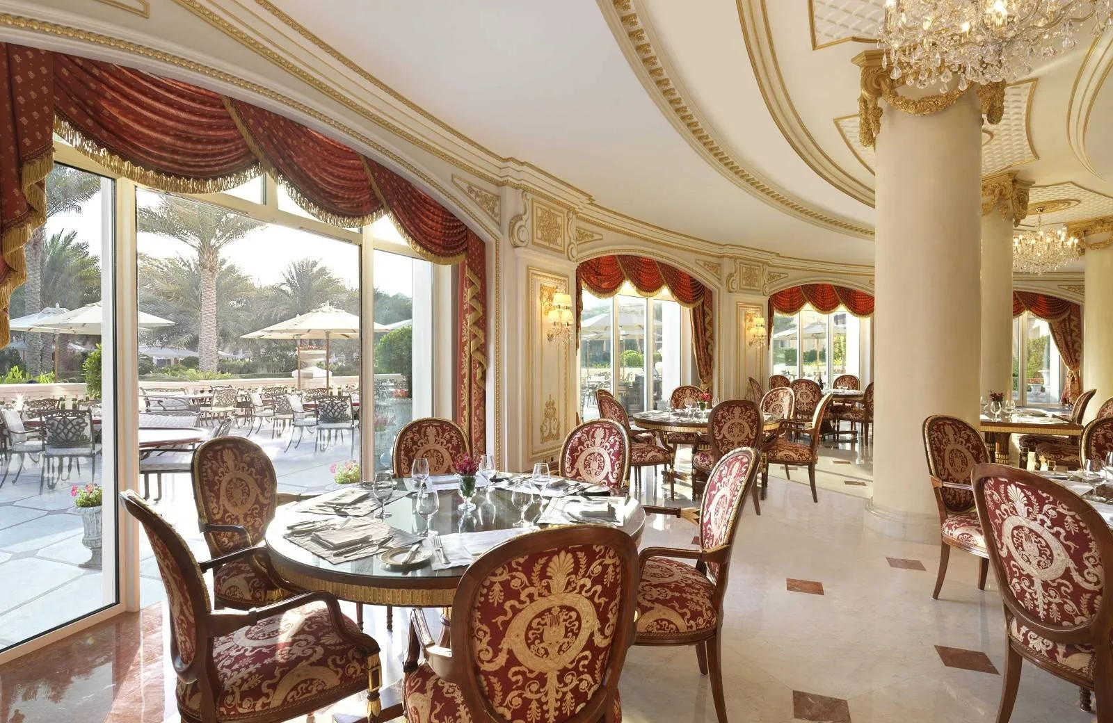 Raffles The Palm Dubai 5*