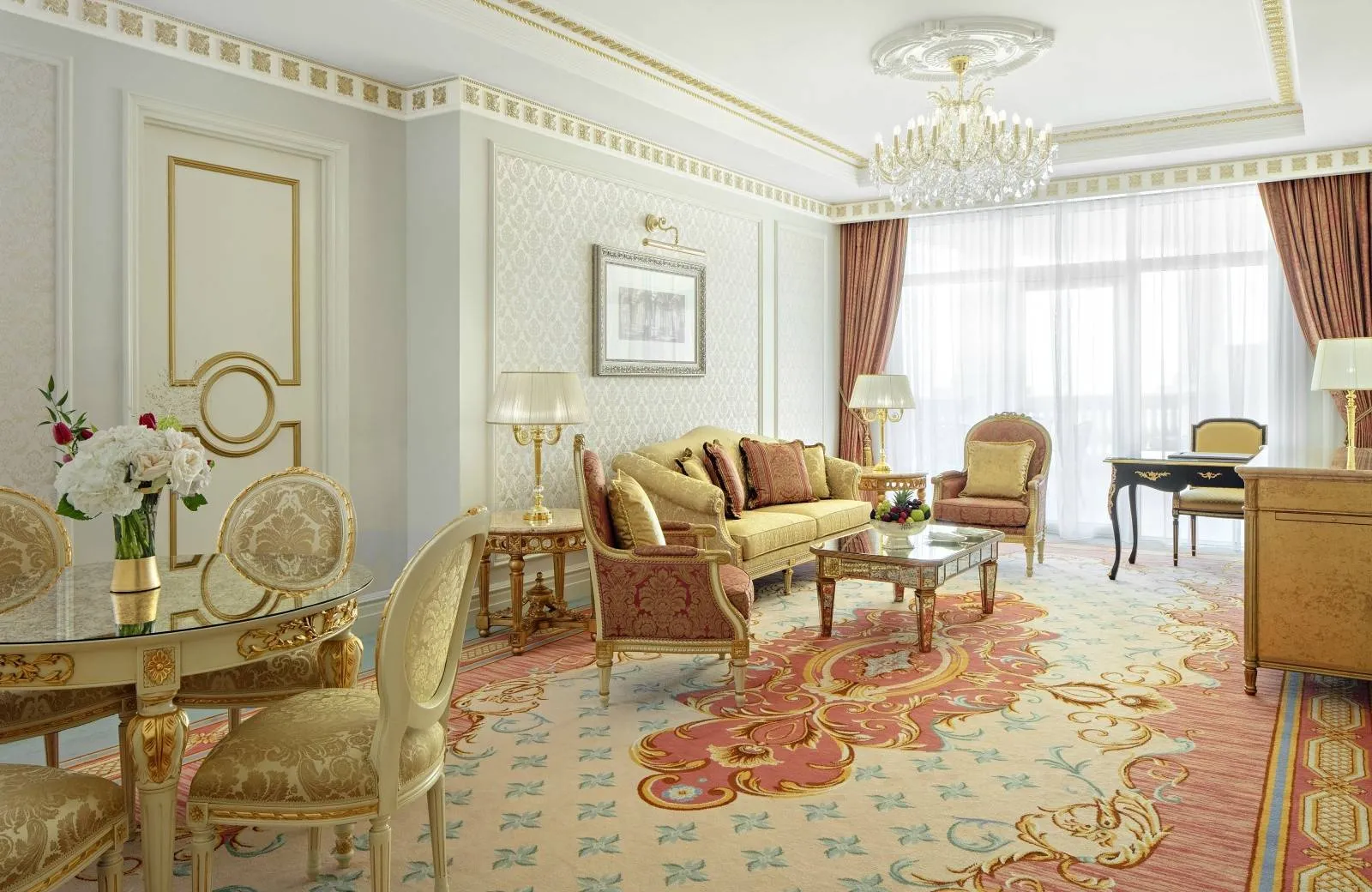 Raffles The Palm Dubai 5*