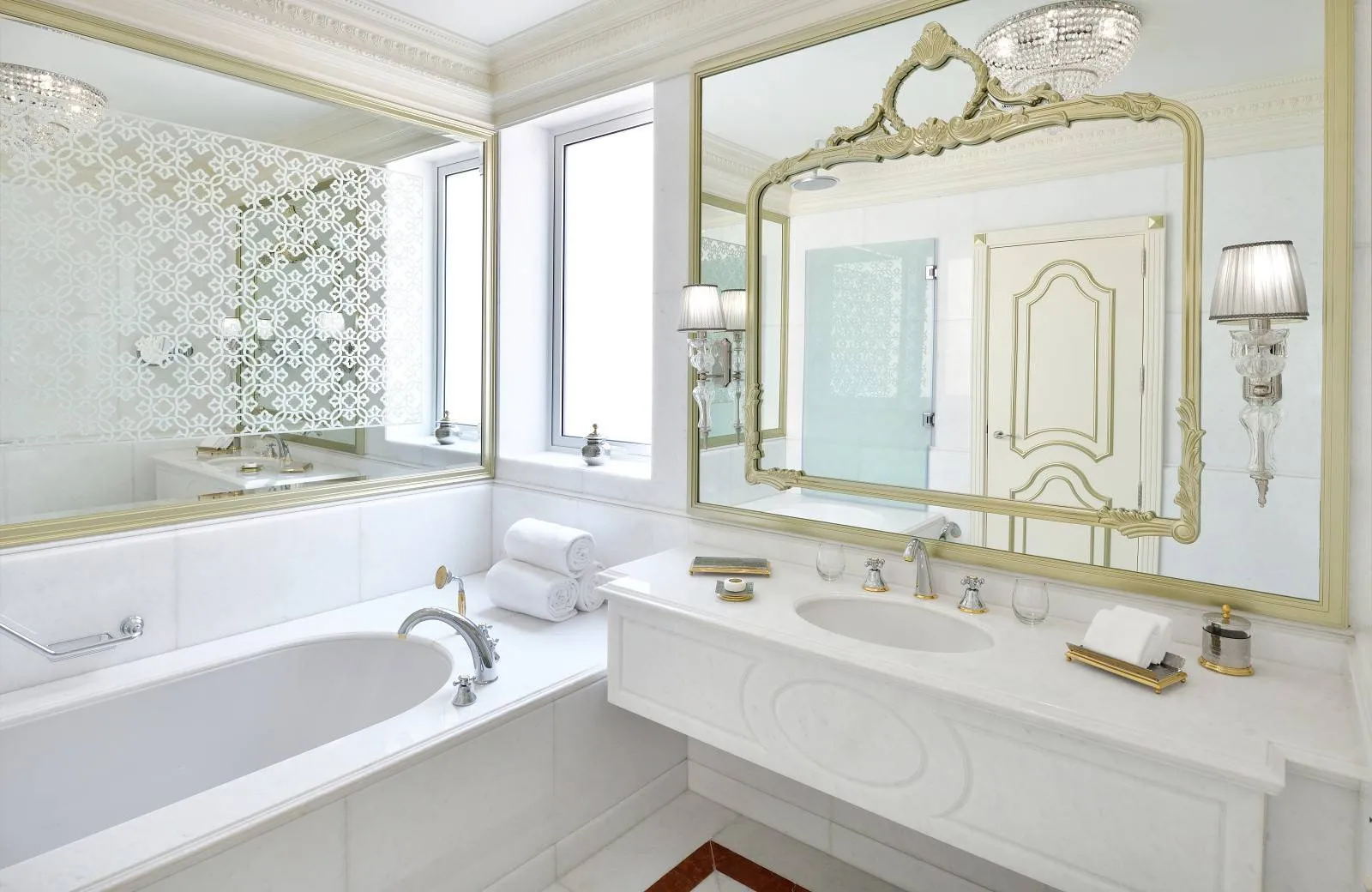 Raffles The Palm Dubai 5*