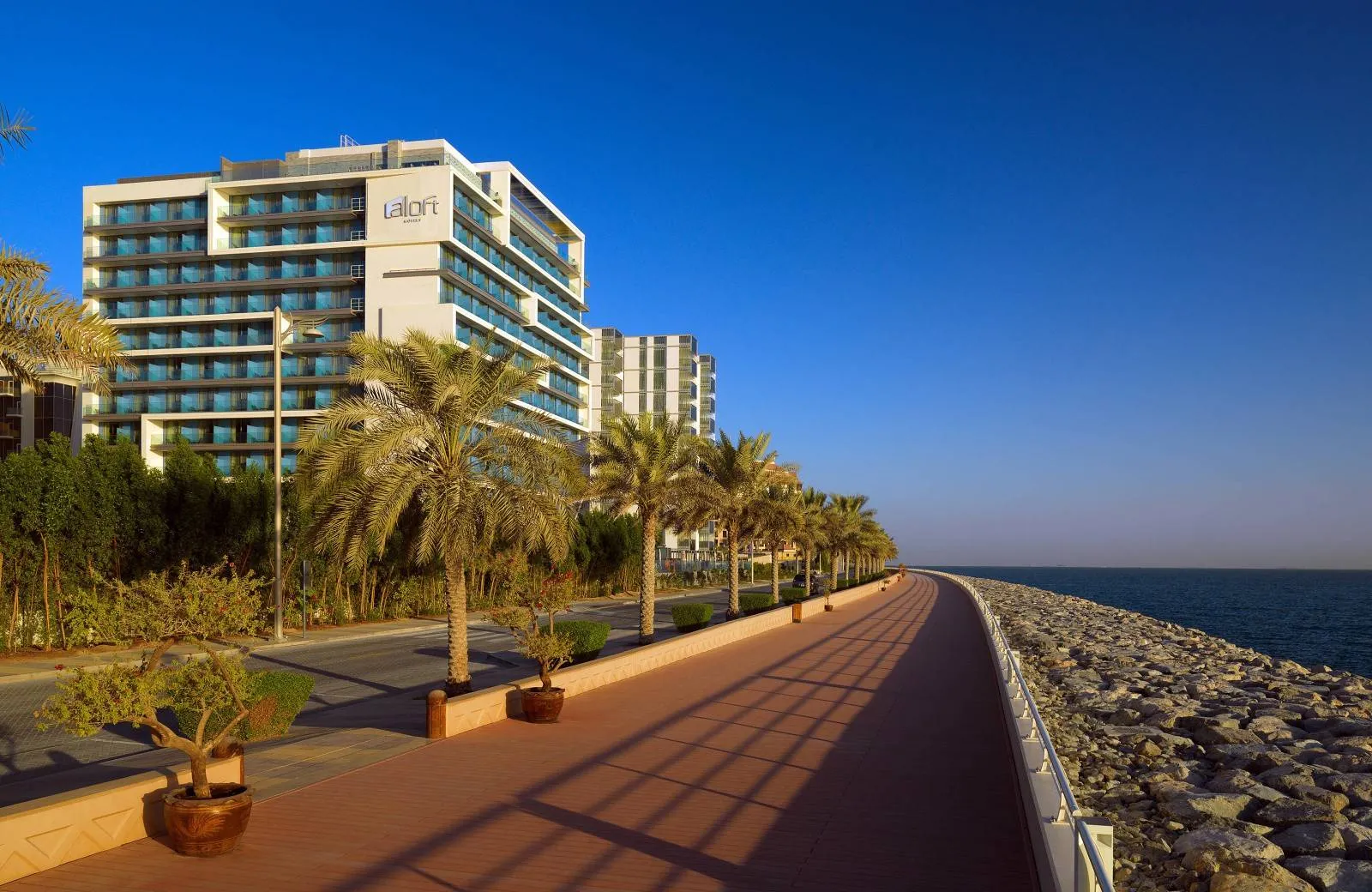 Aloft Palm Jumeirah 4*