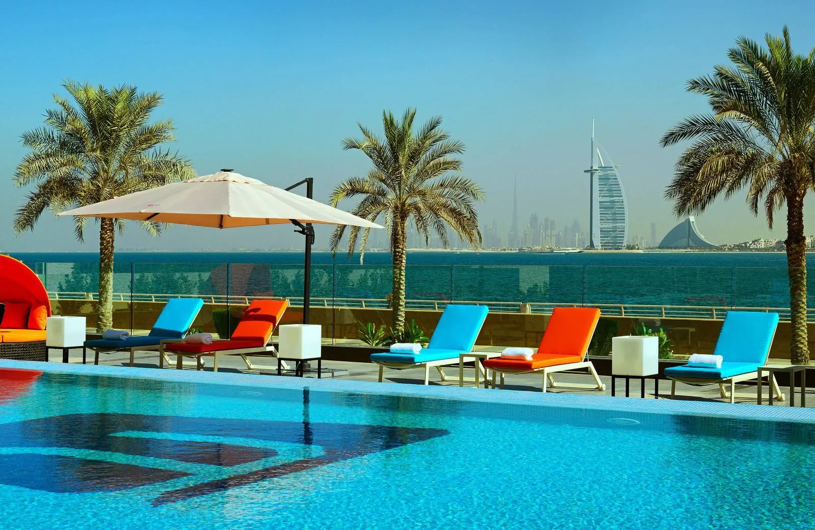 Aloft Palm Jumeirah 4*