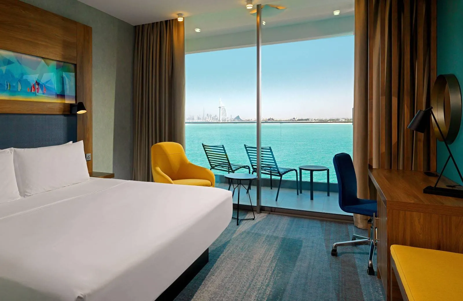 Aloft Palm Jumeirah 4*