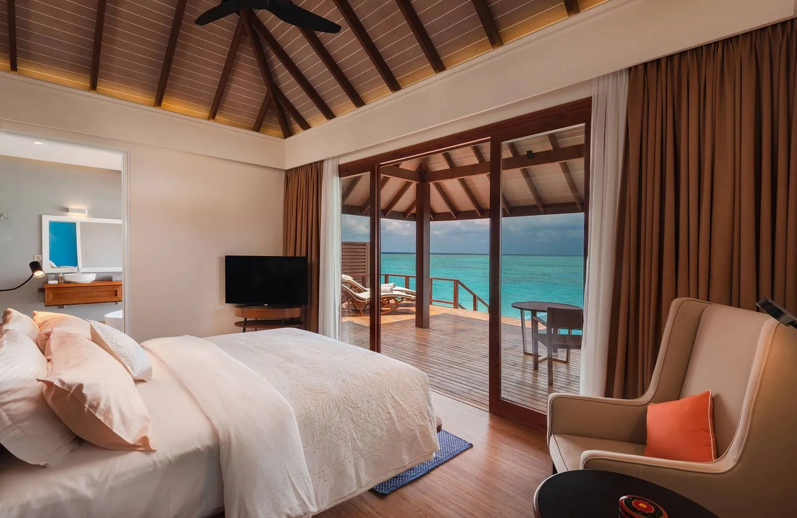 VARU by Atmosphere 5*