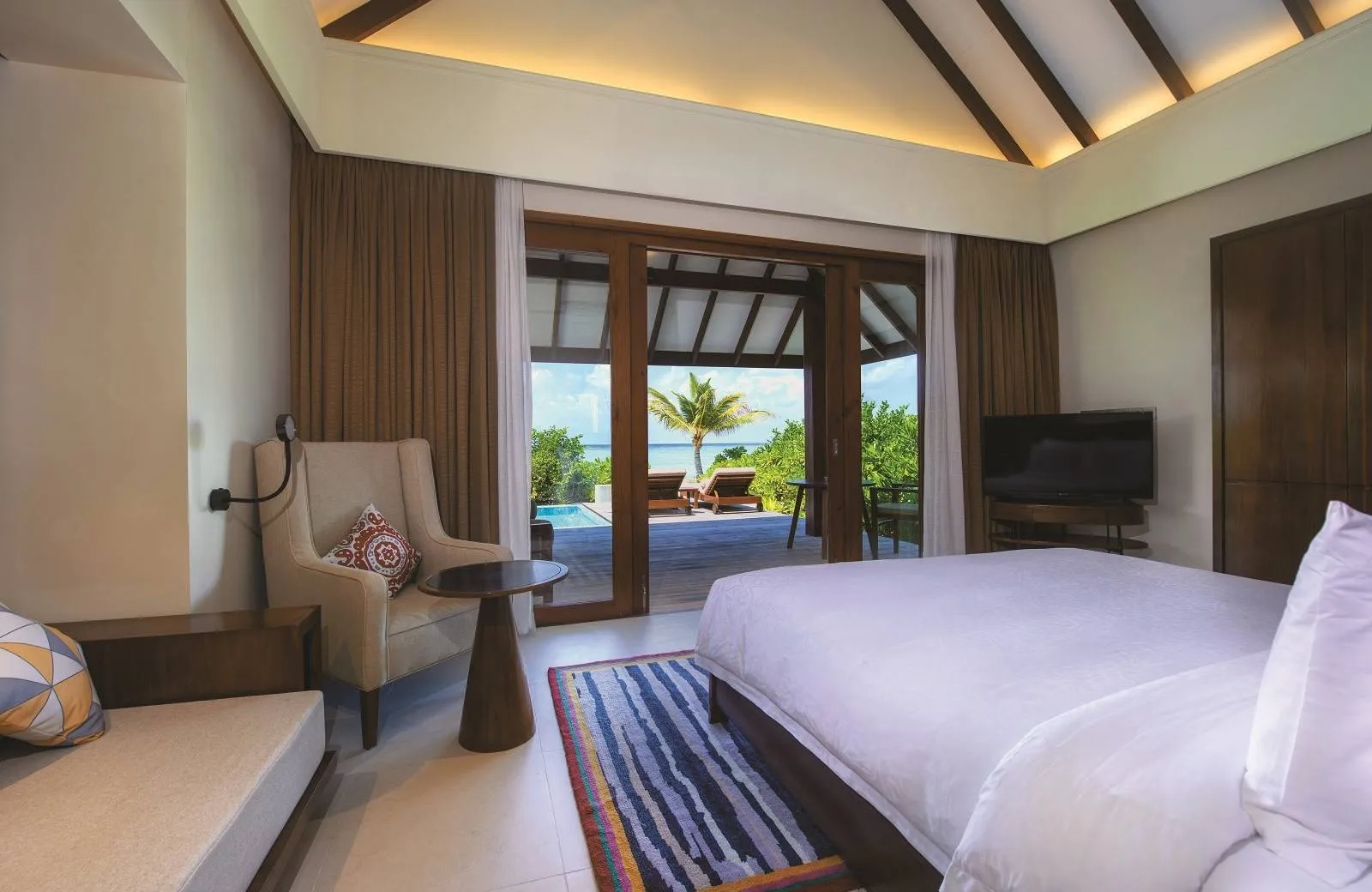 VARU by Atmosphere 5*