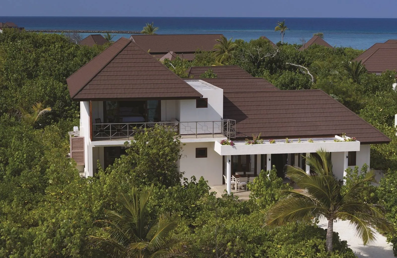 VARU by Atmosphere 5*