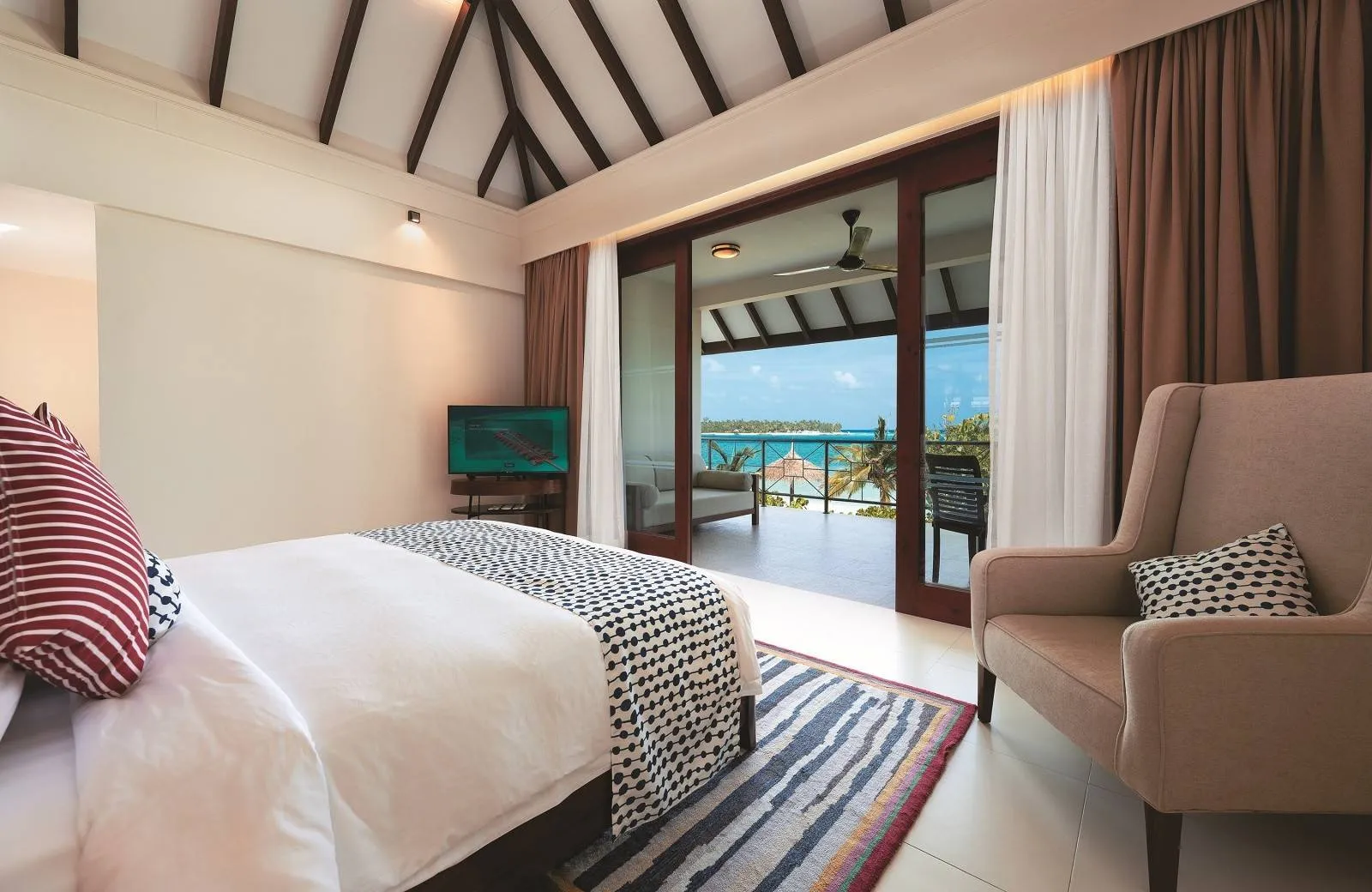 VARU by Atmosphere 5*