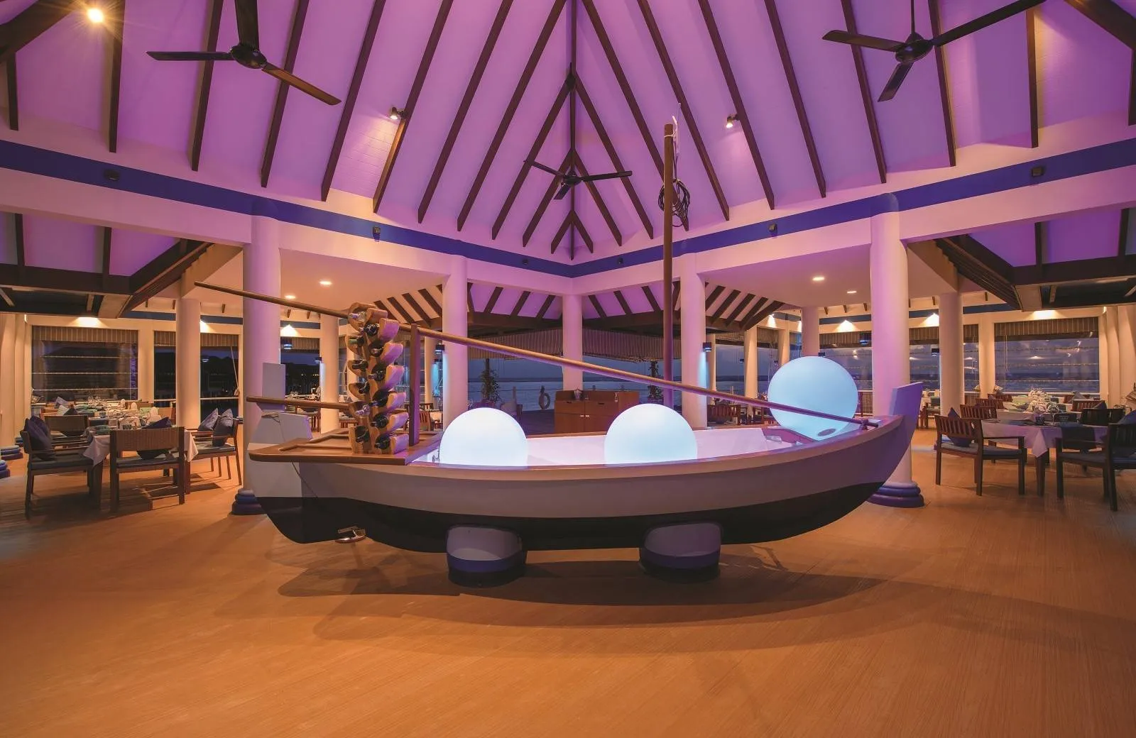 VARU by Atmosphere 5*