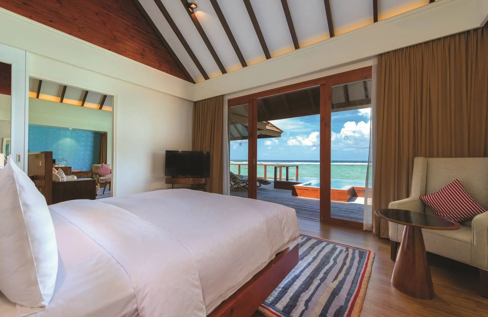 VARU by Atmosphere 5*