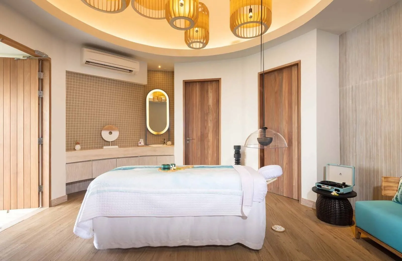 Hard Rock Hotel Maldives 5*