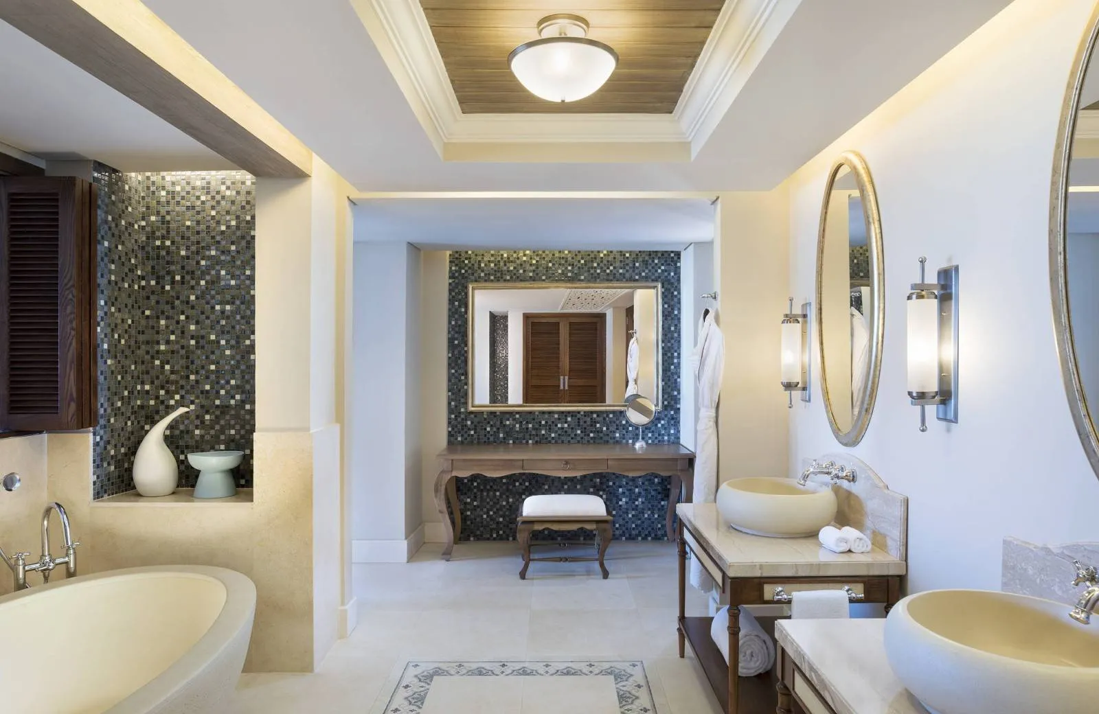 The St. Regis Le Morne Resort 5*