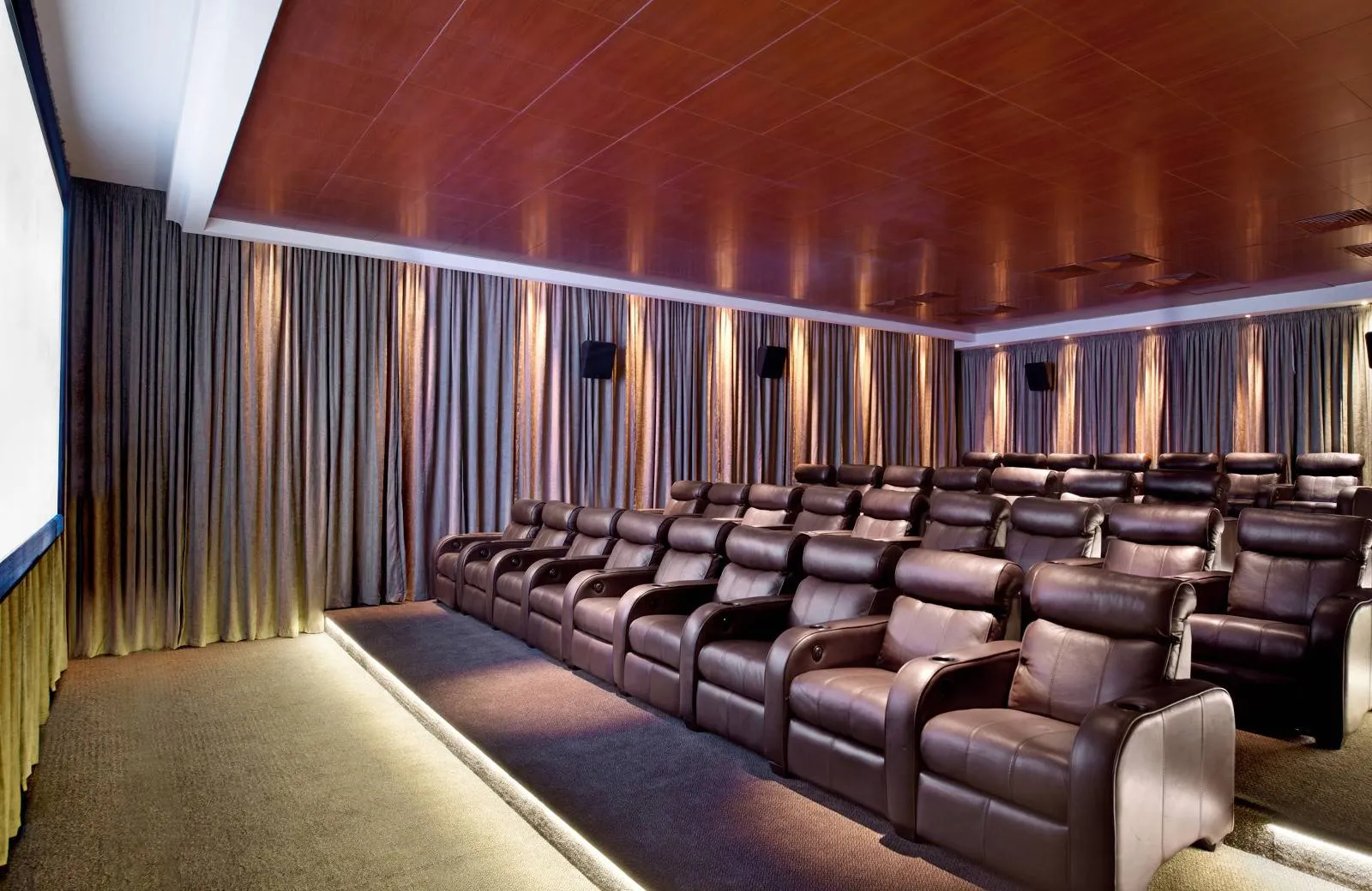 The St. Regis Le Morne Resort 5*