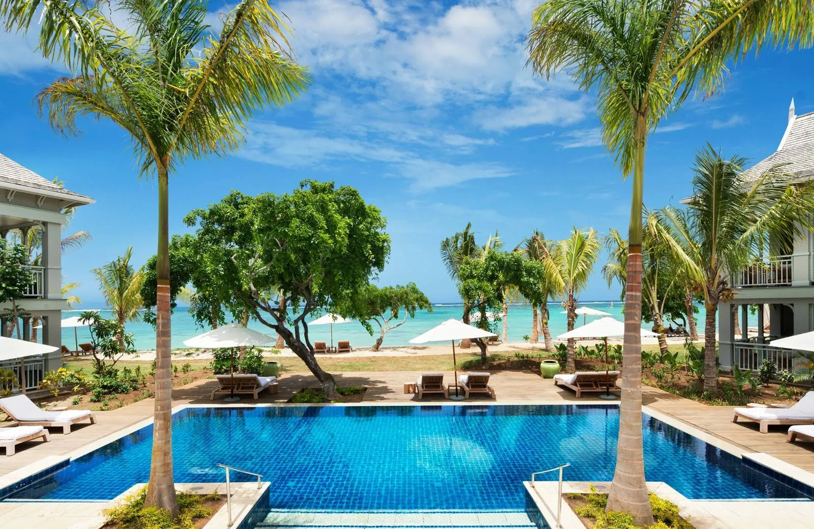 The St. Regis Le Morne Resort 5*