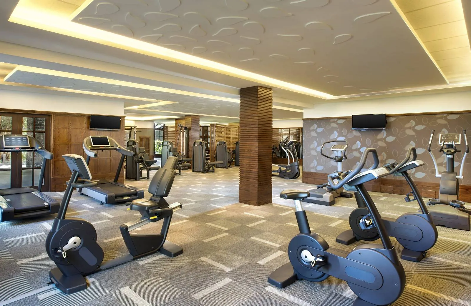 The St. Regis Le Morne Resort 5*