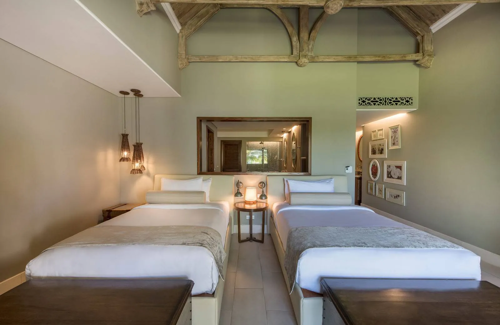 The St. Regis Le Morne Resort 5*