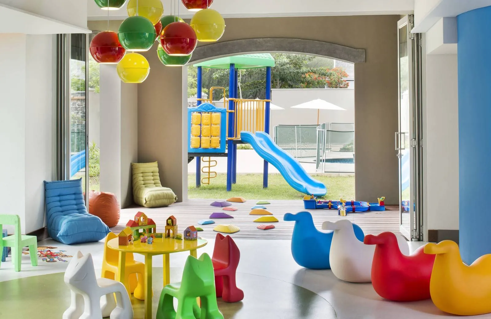 The St. Regis Le Morne Resort 5*