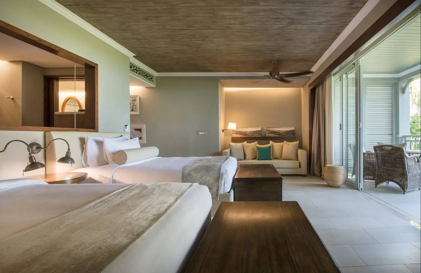 The St. Regis Le Morne Resort 5*