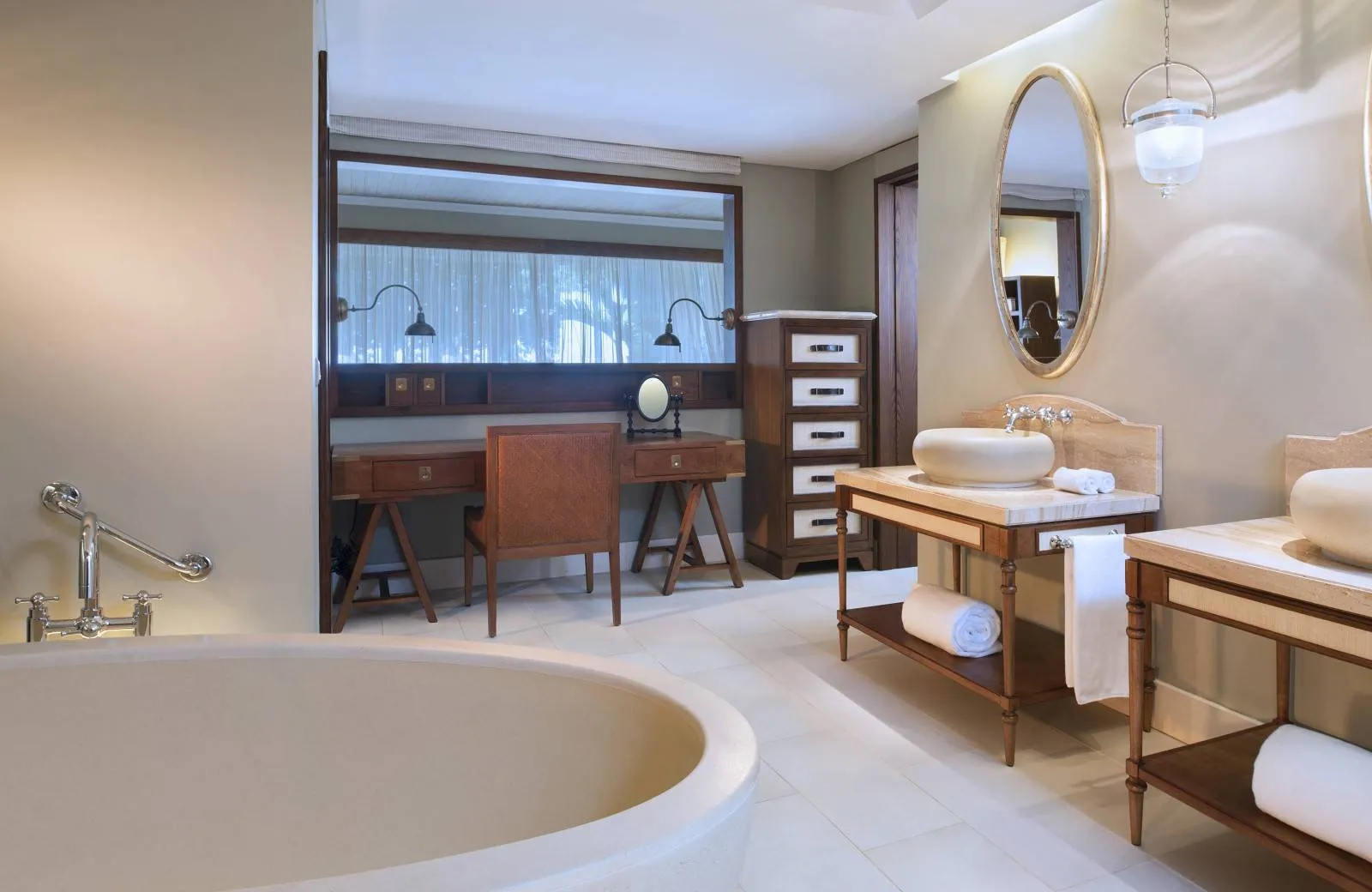 The St. Regis Le Morne Resort 5*