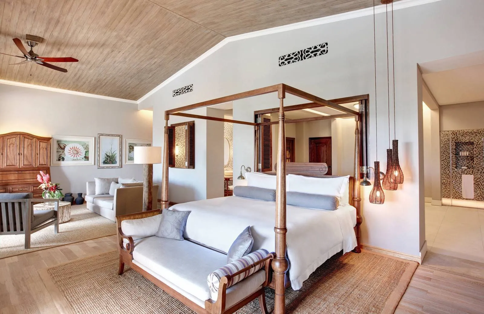 The St. Regis Le Morne Resort 5*