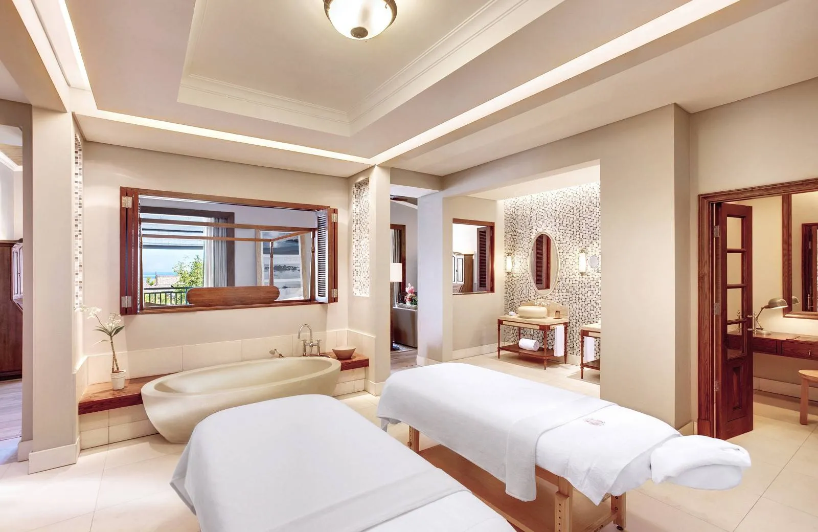 The St. Regis Le Morne Resort 5*