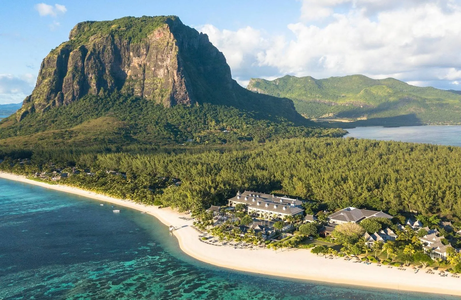 The St. Regis Le Morne Resort 5*