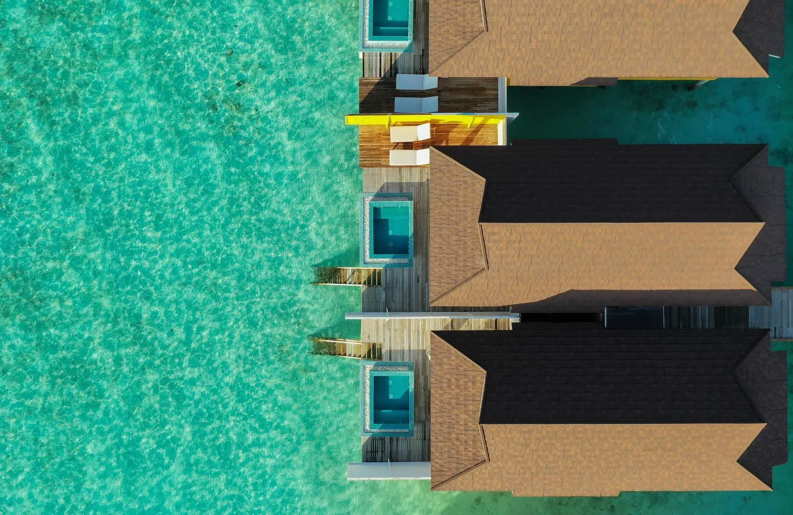 The Standard, Huruvalhi Maldives 5*