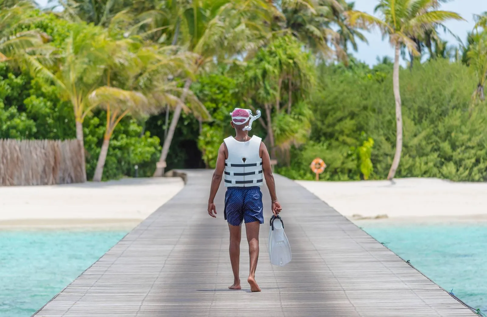 The Standard, Huruvalhi Maldives 5*