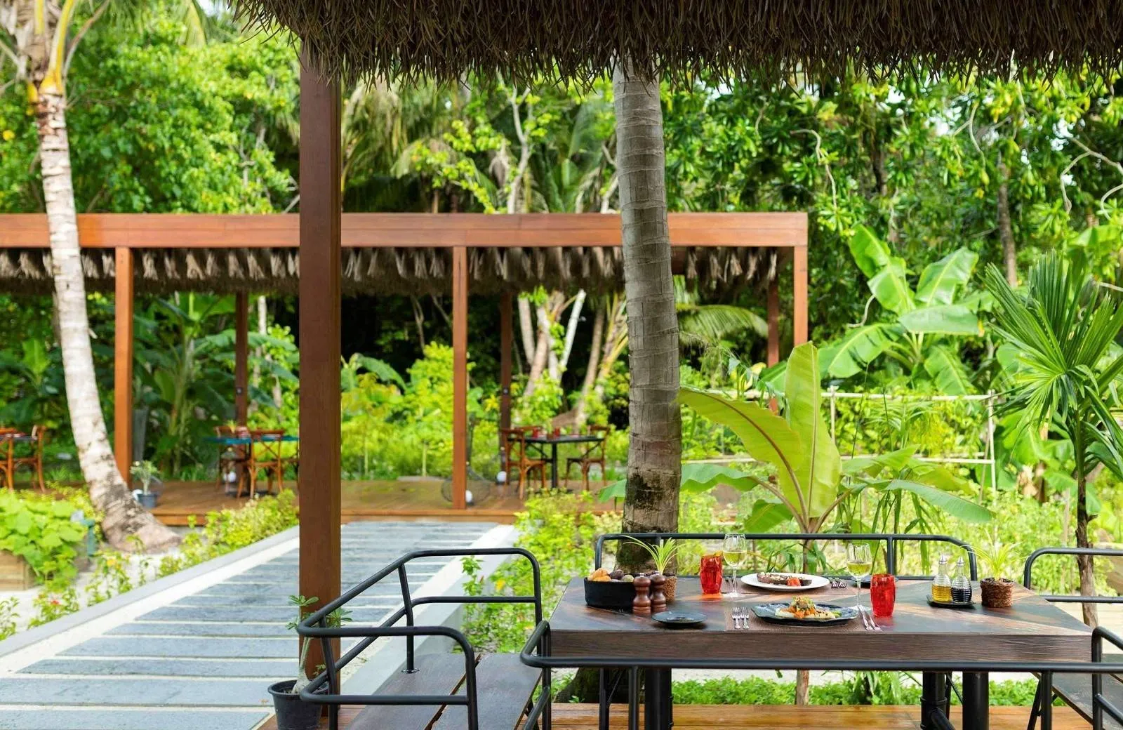 Pullman Maldives All-Inclusive Resort 5*