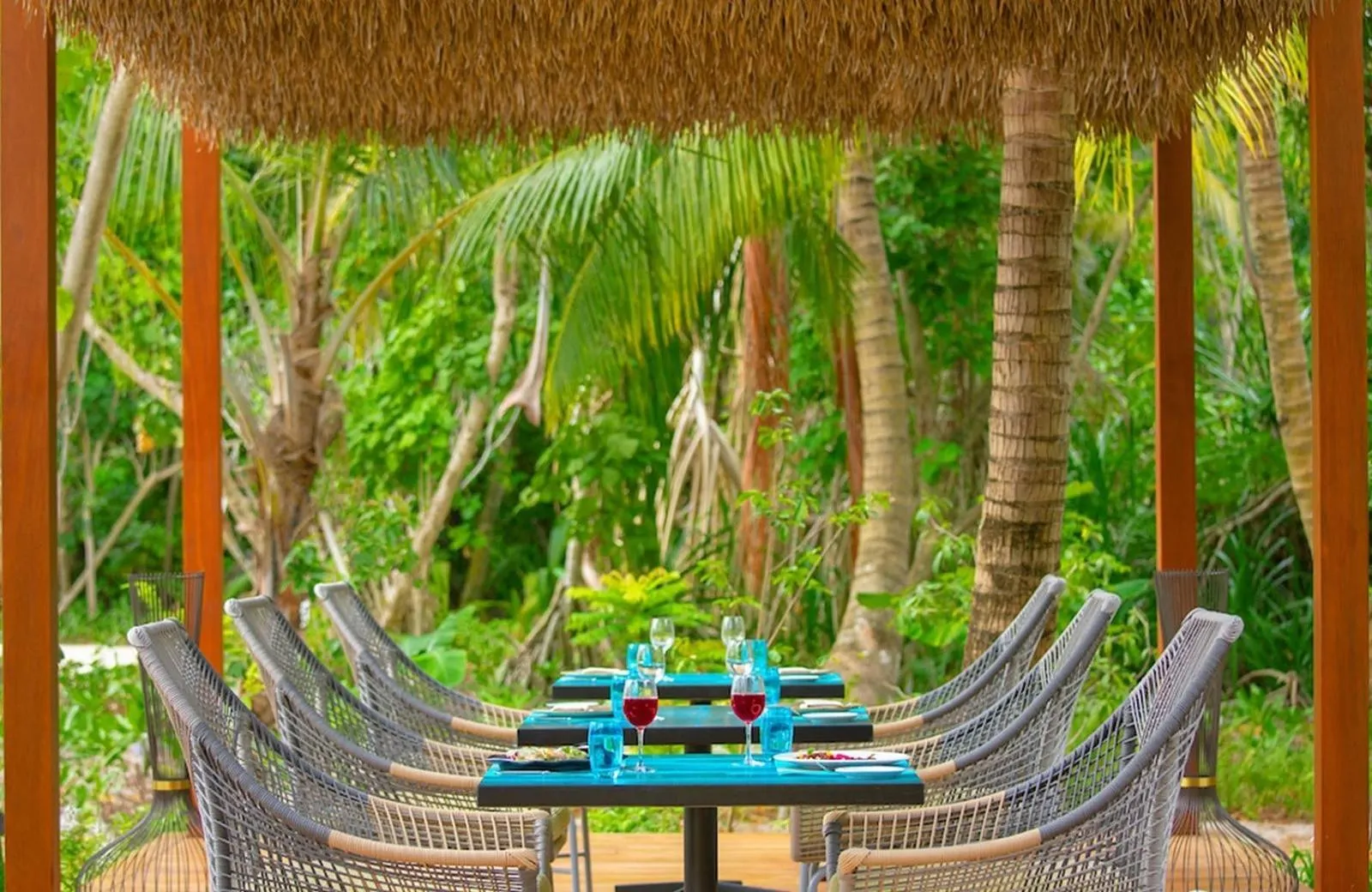 Pullman Maldives All-Inclusive Resort 5*