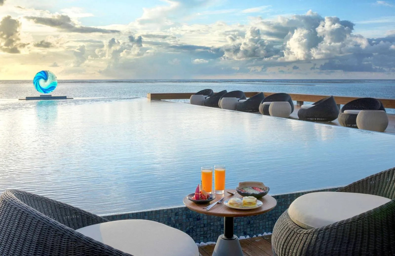 Pullman Maldives All-Inclusive Resort 5*