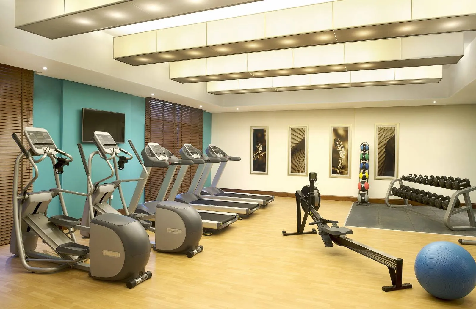 Hilton Garden Inn Dubai Jumeirah (ex. Hilton Garden Inn Dubai Al Mina) 4*