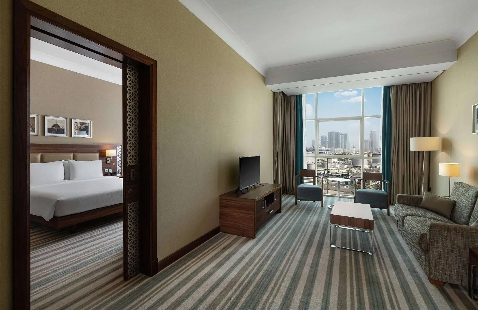 Hilton Garden Inn Dubai Jumeirah (ex. Hilton Garden Inn Dubai Al Mina) 4*
