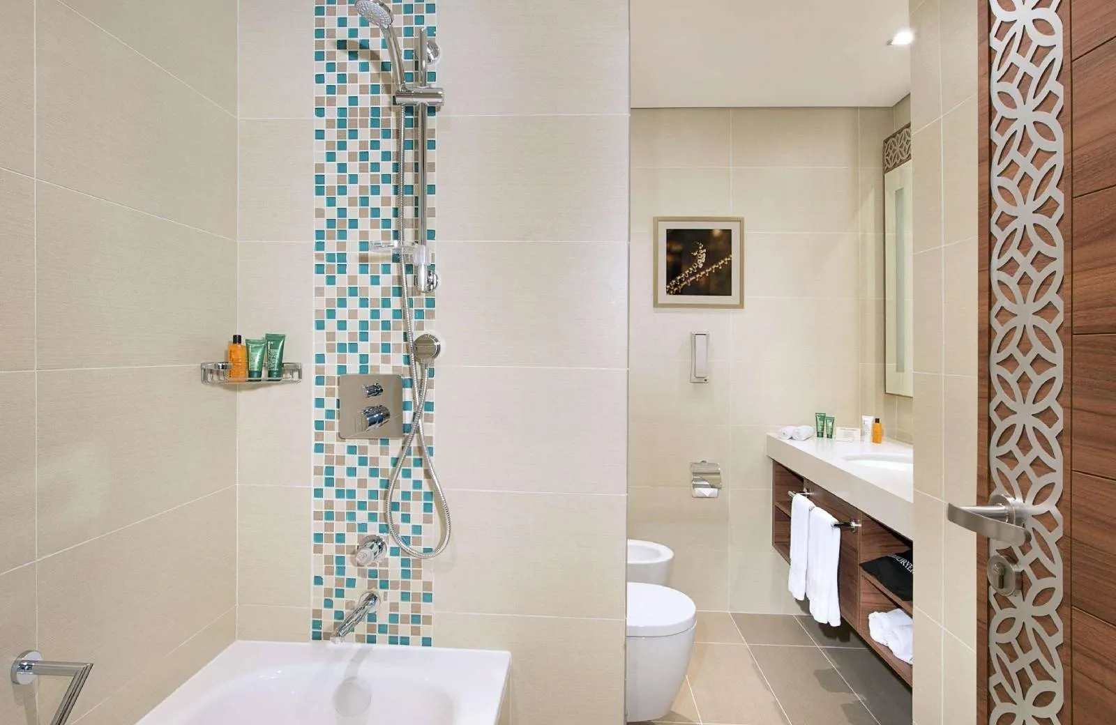 Hilton Garden Inn Dubai Jumeirah (ex. Hilton Garden Inn Dubai Al Mina) 4*