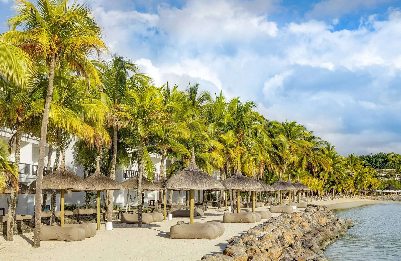 The Ravenala Attitude Hotel 4*